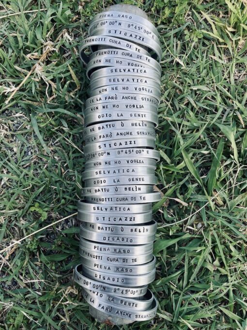 Bracciale rigido con scritta personalizzata - immagine 2