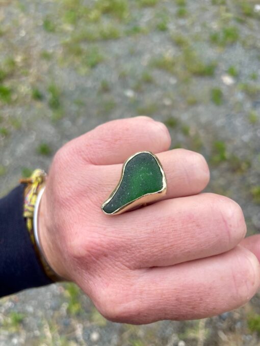 Anello vetrino marino - Verde, forma irregolare - taglia 15 - immagine 2